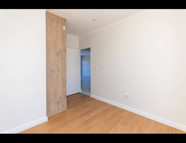 3 BEDROOM APARTMENT FOR SALE IN SANDOWN